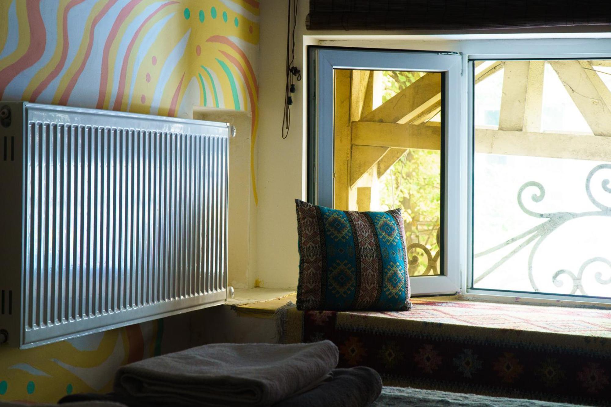 Moosica Hostel ティビリシ エクステリア 写真
