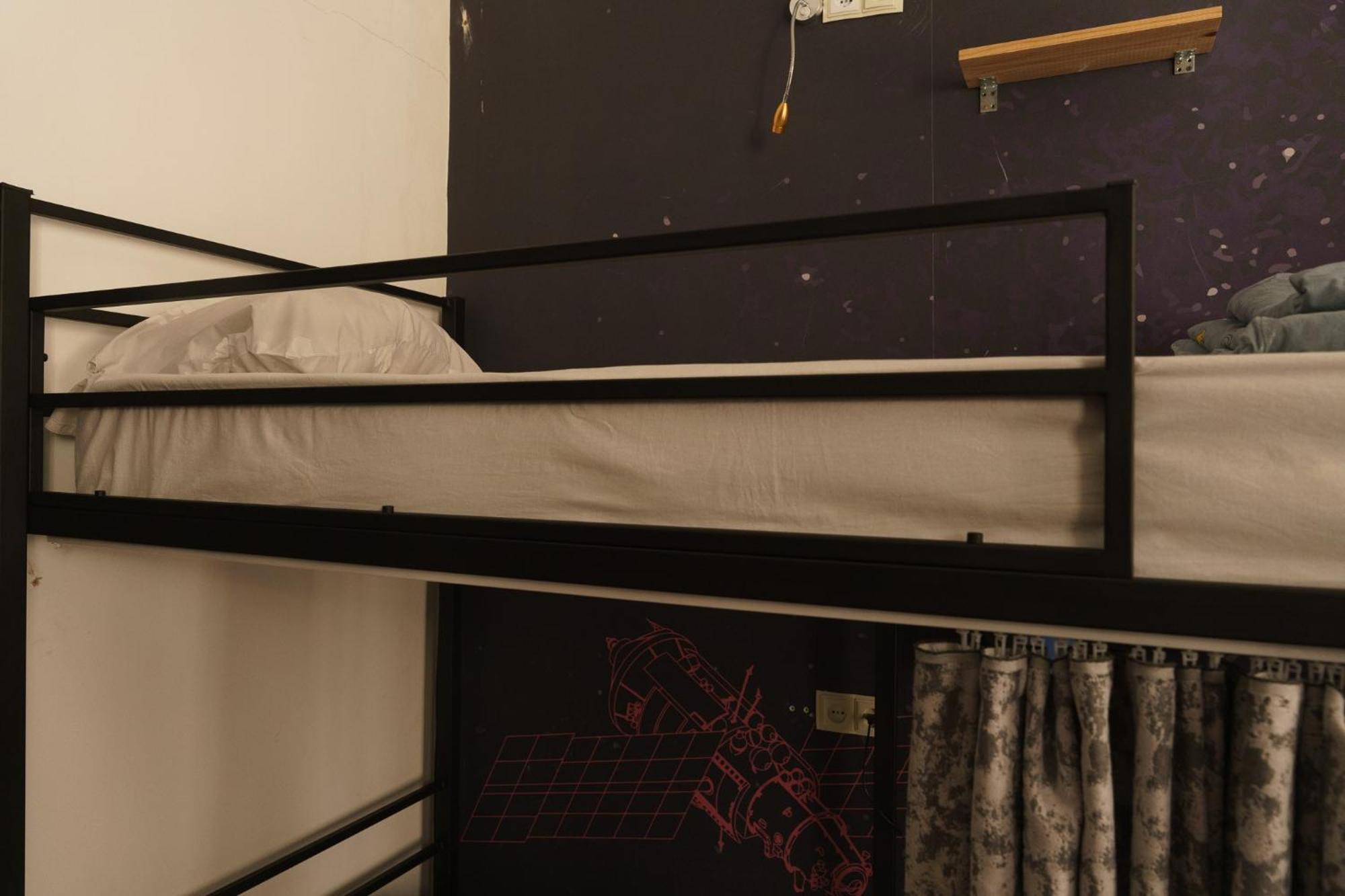 Moosica Hostel ティビリシ エクステリア 写真