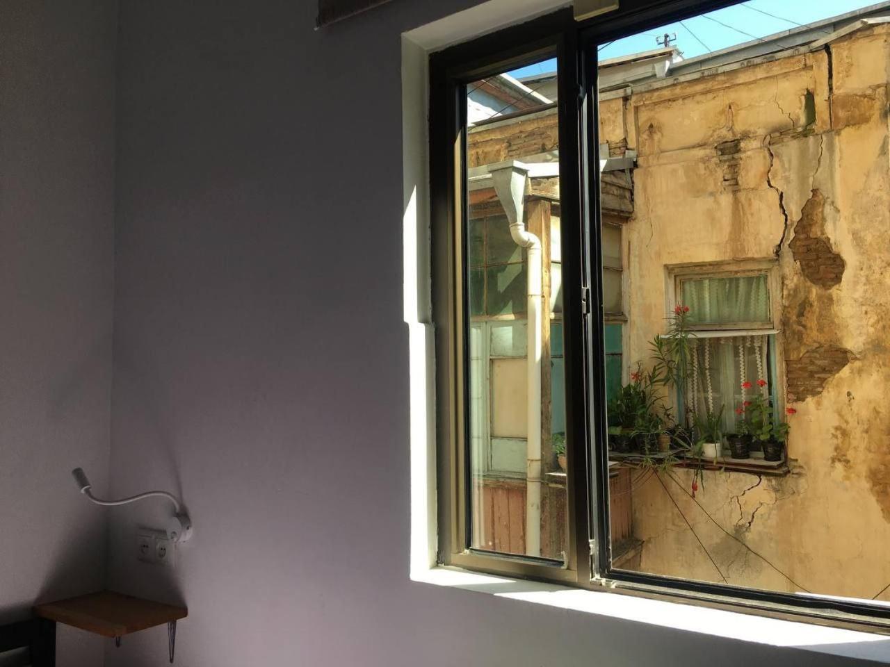Moosica Hostel ティビリシ エクステリア 写真